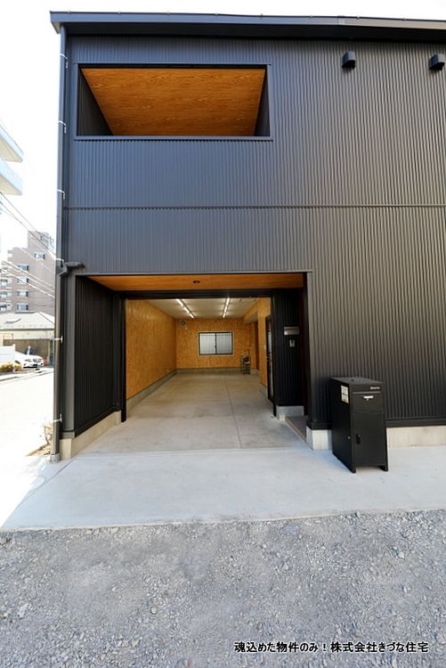 新築 ガレージハウス大宮 RIDE BASE Omiya SOHO事務所利用可能